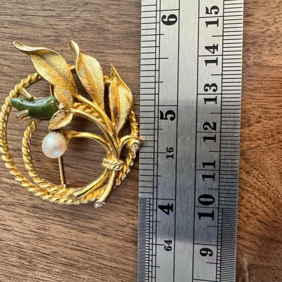 Vintage Sarah Coventry “Jade Garden” Brooch - Picture 7 of 7